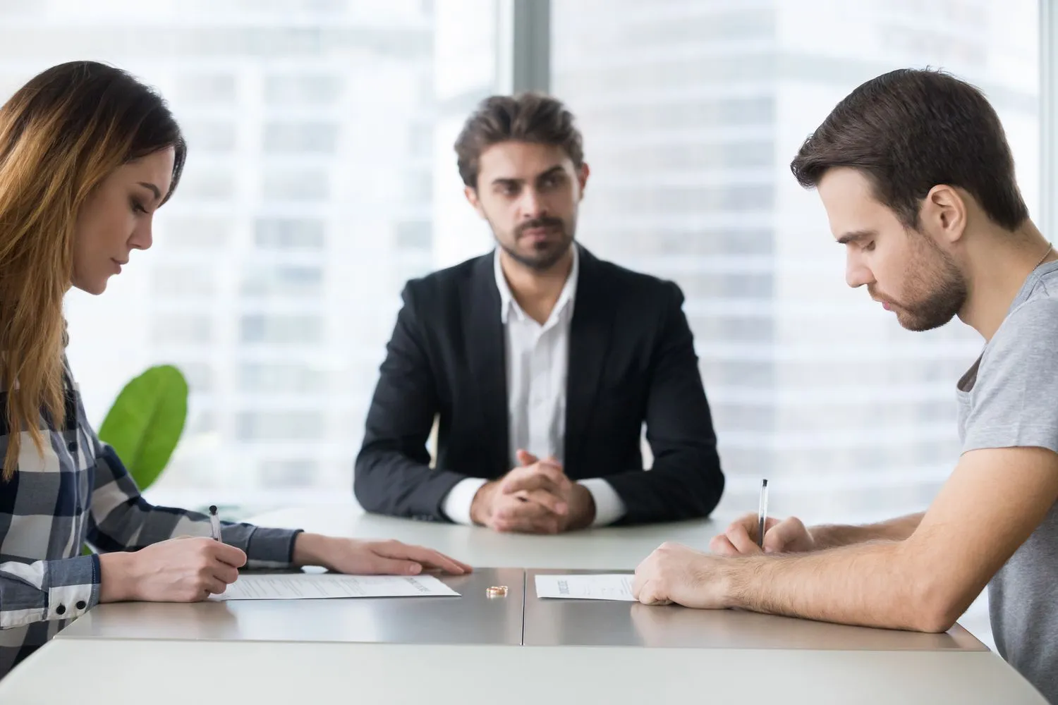 How EH Mediation Guides Couples Toward Fair and Balanced Outcomes Hertfordshire